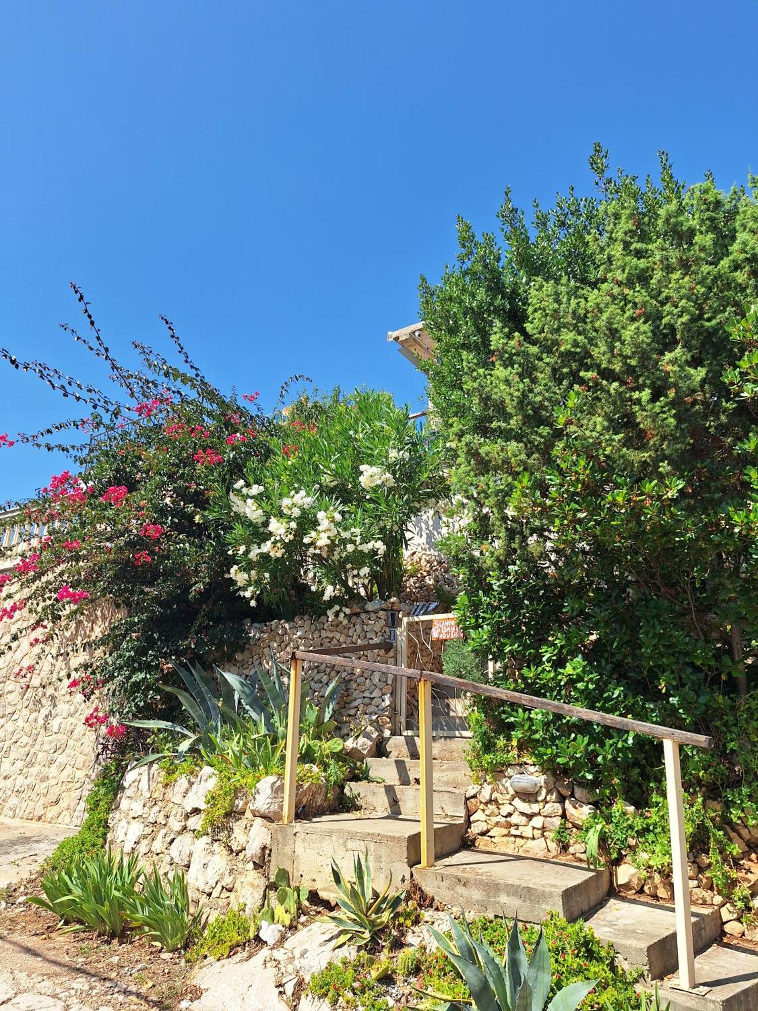 Villa Sunnyday House à Masline Extérieur photo